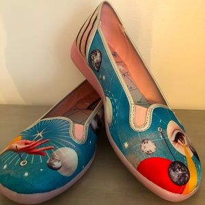 Chocolaticas/ Hot Chocolate Design; fits US 8/8.5